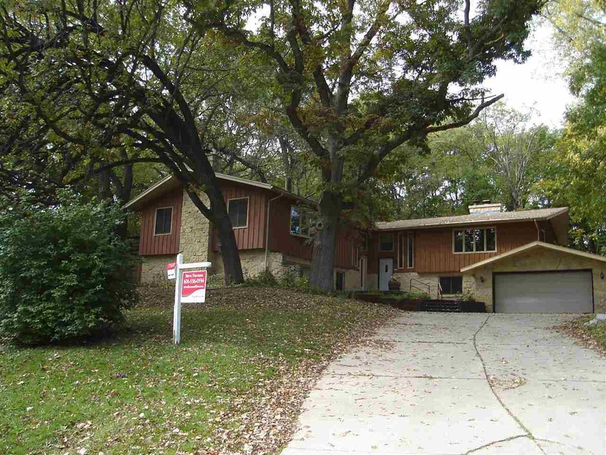 2303 Tulare St, Fitchburg, WI 53711 - photo 1