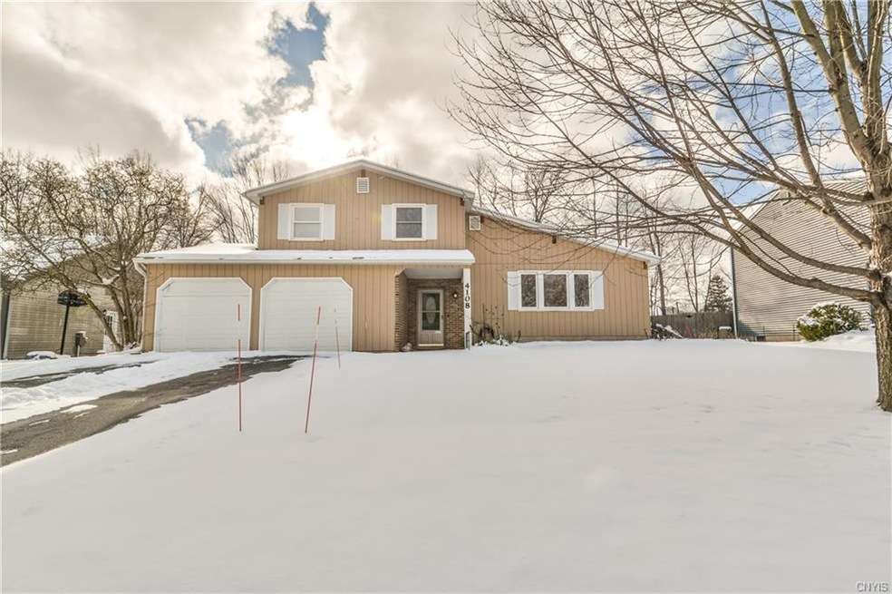Cozy Four Bedroom Home In Liverpool