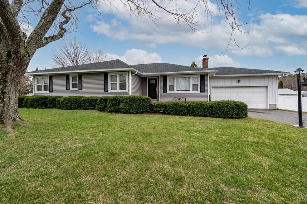 62 Northampton St, Easthampton, MA 01027 - photo 1