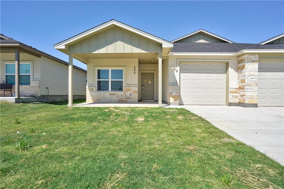 437 County Road 306 unit A, Jarrell, TX 76537 - photo 1