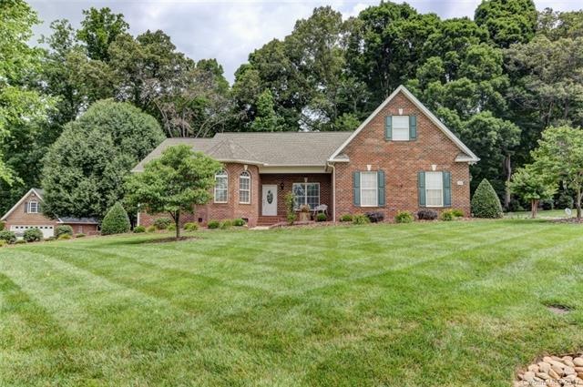 166 Canopy Oak Ln, Statesville, NC 28625 - photo 1