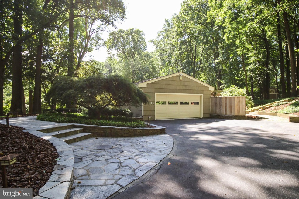 1411 Highview Dr, Lutherville Timonium, MD 21093 - photo 1