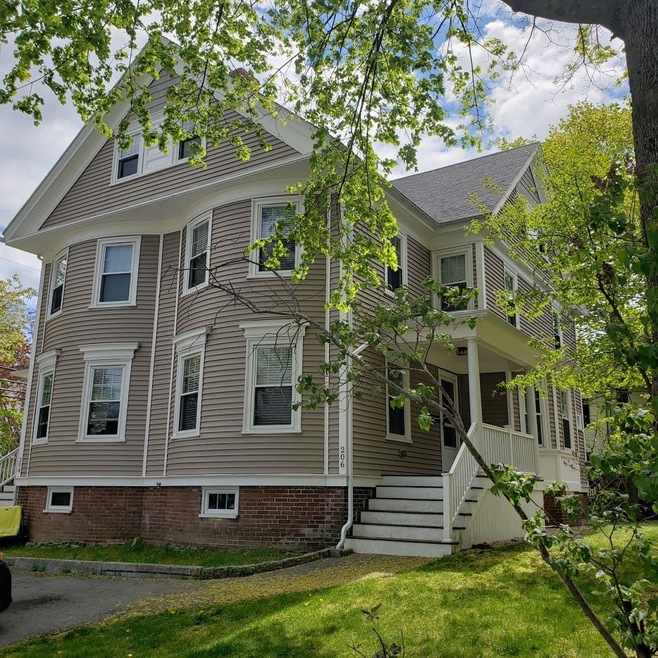206 Rockland St, Portsmouth, NH 03801 - photo 1