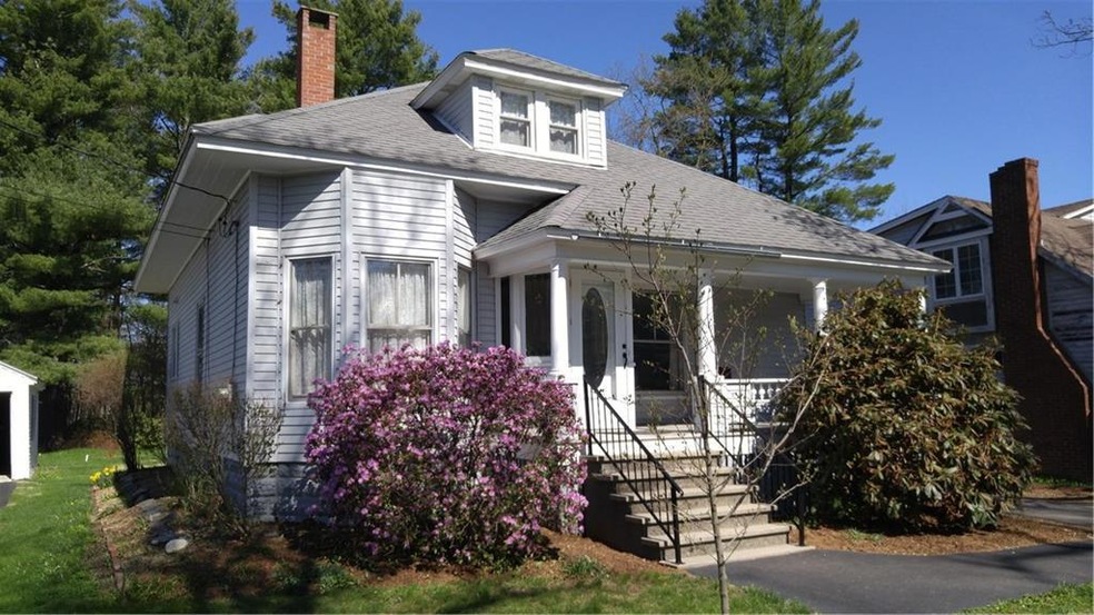 31 MacHigonne St, Portland, ME 04102 - photo 1