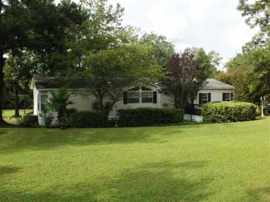 560 Clinton Rd, Havana, FL 32333 - photo 1