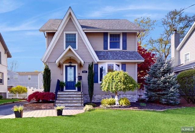 Sold $640,000 • Co-Listing Agent