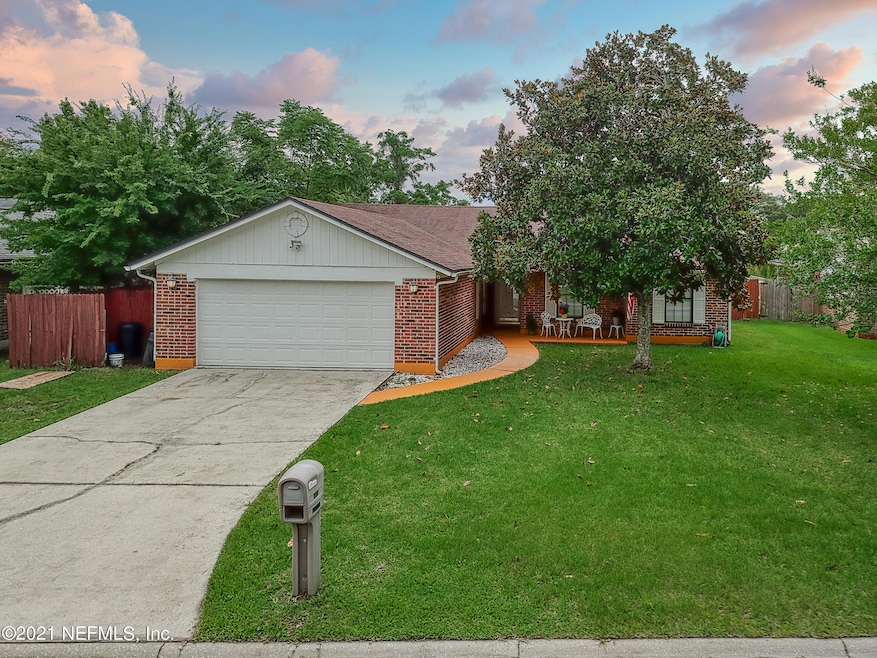 8123 Pineverde Ln, Jacksonville, FL 32244 - photo 1