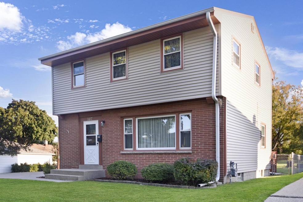 Welcoming Two-story Home!