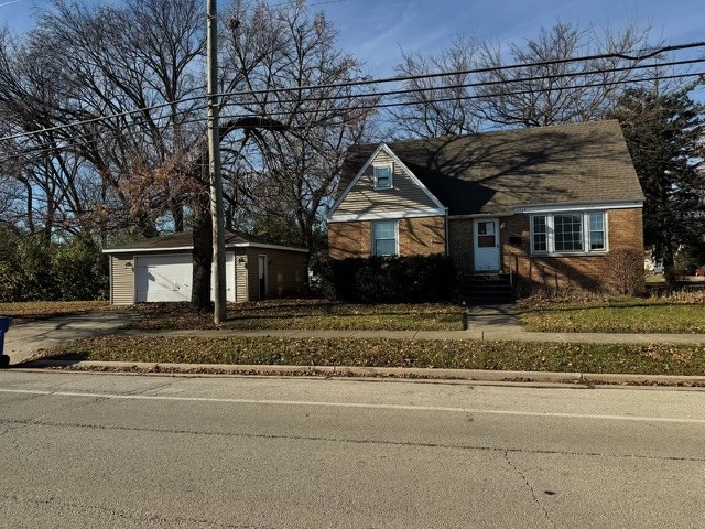 2500 Maple St, Des Plaines, IL 60018 - photo 1