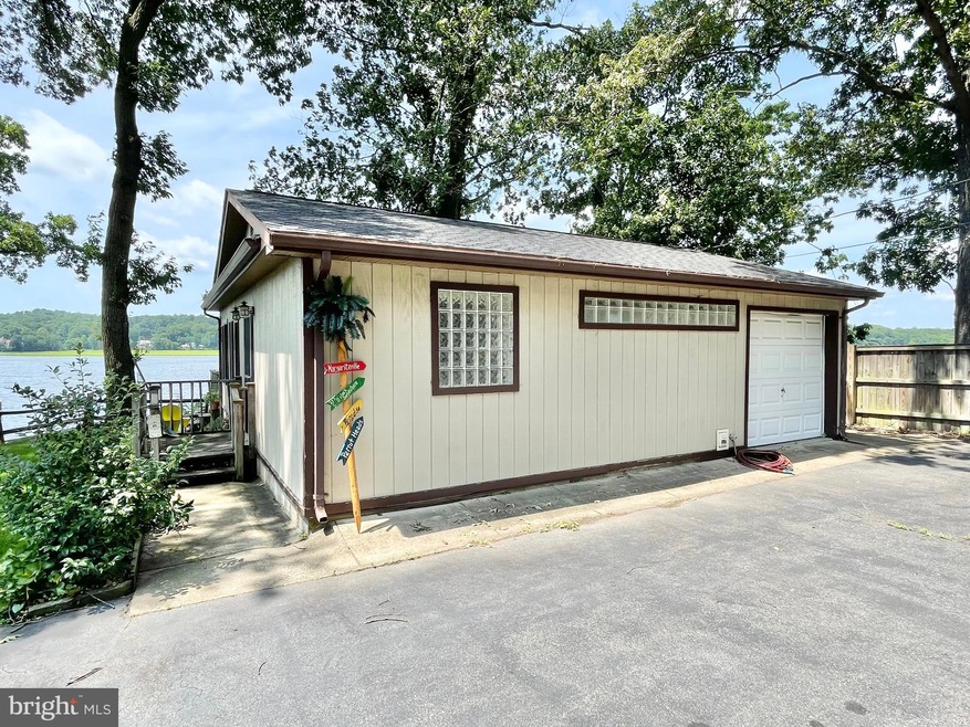 18212 Possum Point Rd unit 1, Dumfries, VA 22026 - photo 1