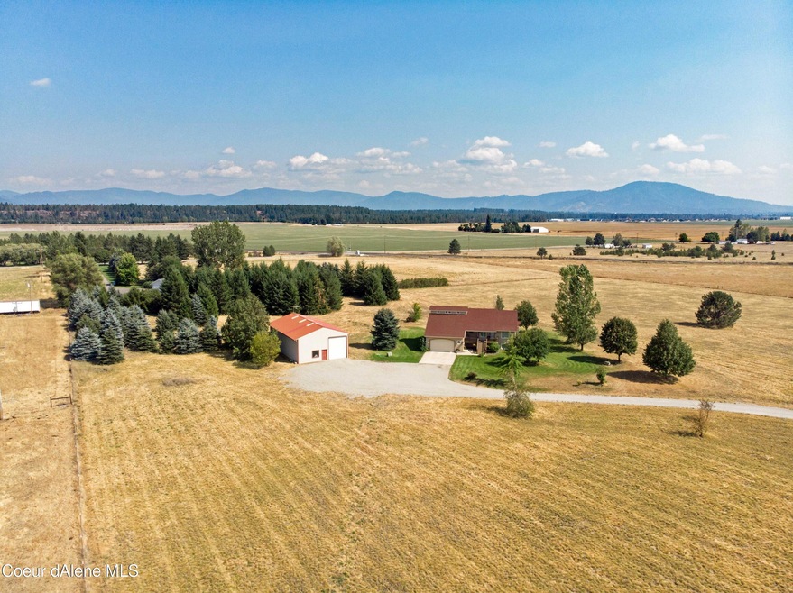Awesome Home on Acreage!