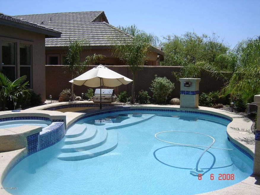 Pool, Spa & water feature