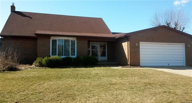Front view ..... Covered Porch and Large Bow Windo