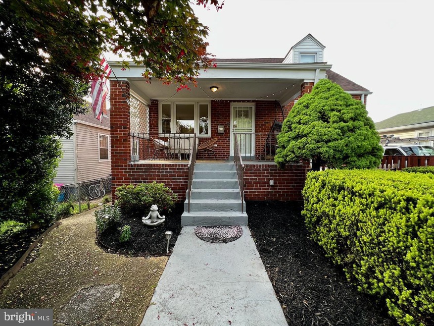 6218 57th Ave, Riverdale, MD 20737 - photo 1