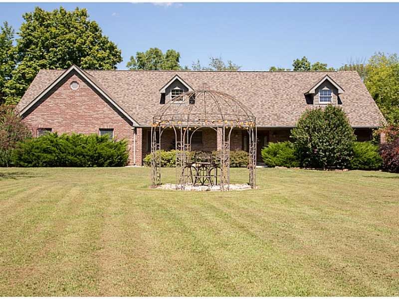 9820 S Pr 620 W, Edinburgh, IN 46124 - photo 1