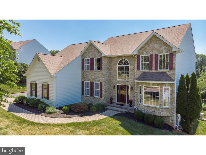 15 Twin Creeks Dr, Thornton, PA 19373 - photo 1