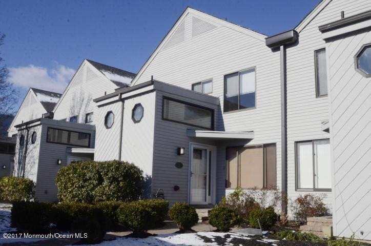 9 Bridgewaters Drive #8