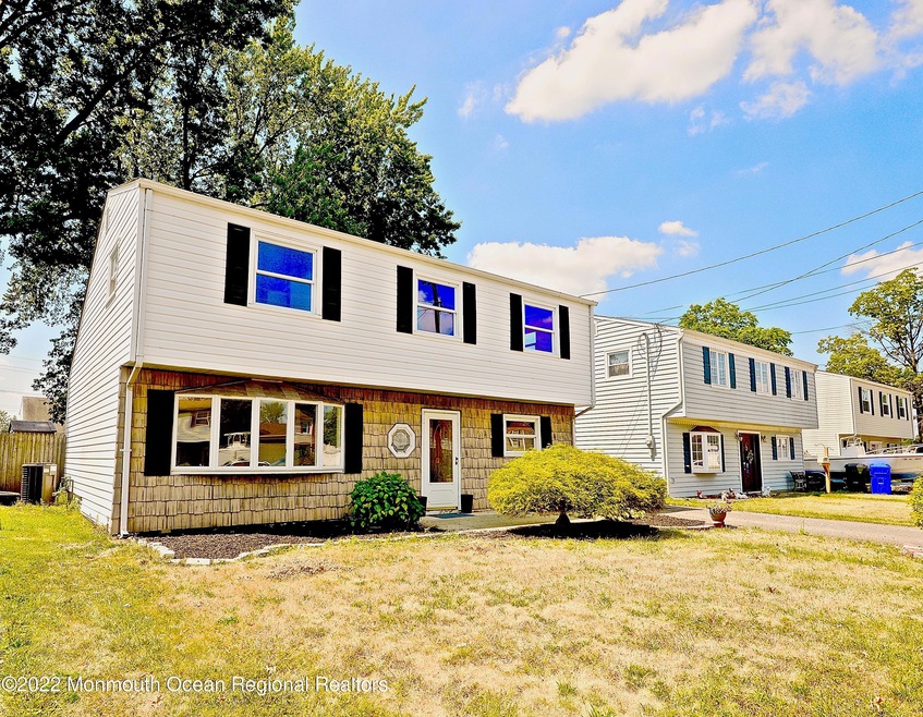 116 Dawn Dr, Port Reading, NJ 07064 - photo 1