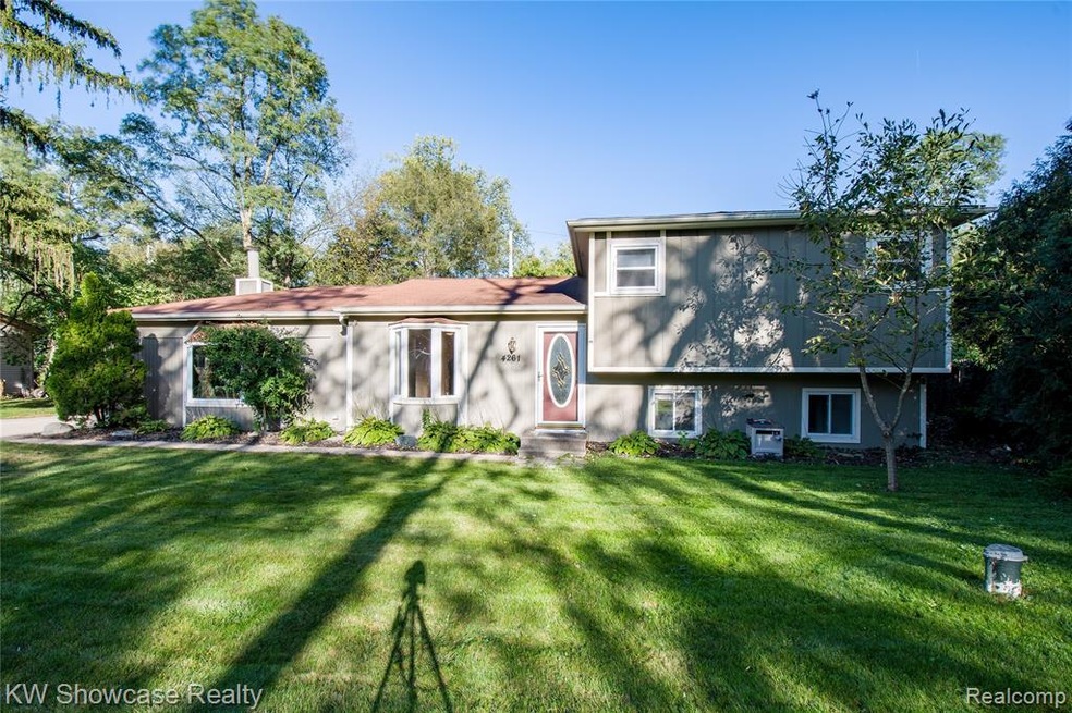4261 Pleasant Ct. STREET VIEW