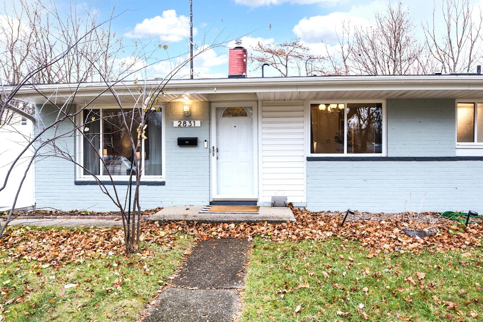 2831 Canterbury Rd, Ann Arbor, MI 48104 - photo 1