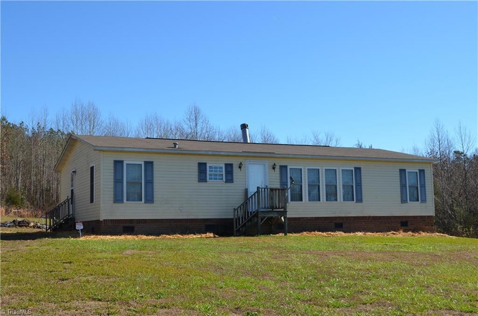 6045 Union Grove Church Rd, Seagrove, NC 27341 - photo 1