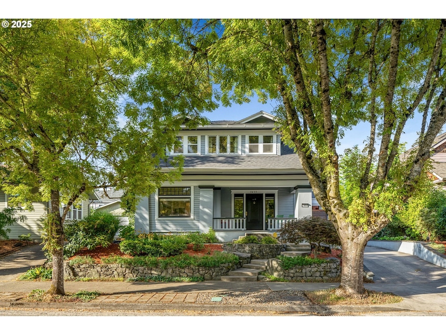 Sold $1,025,000 • Co-Listing Agent