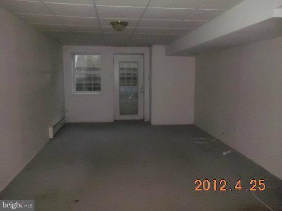 8536 Yoder St, Manassas, VA 20110 - photo 1