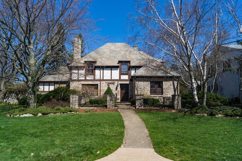 2164 ELGIN