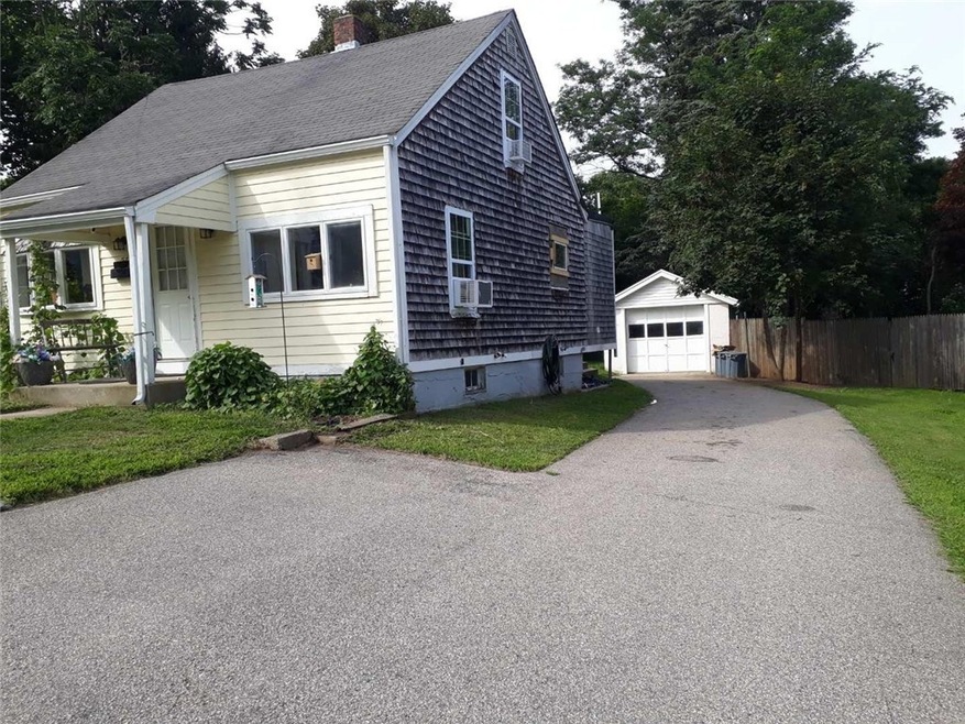 57 Schaeffer St, Wakefield, RI 02879 - photo 1