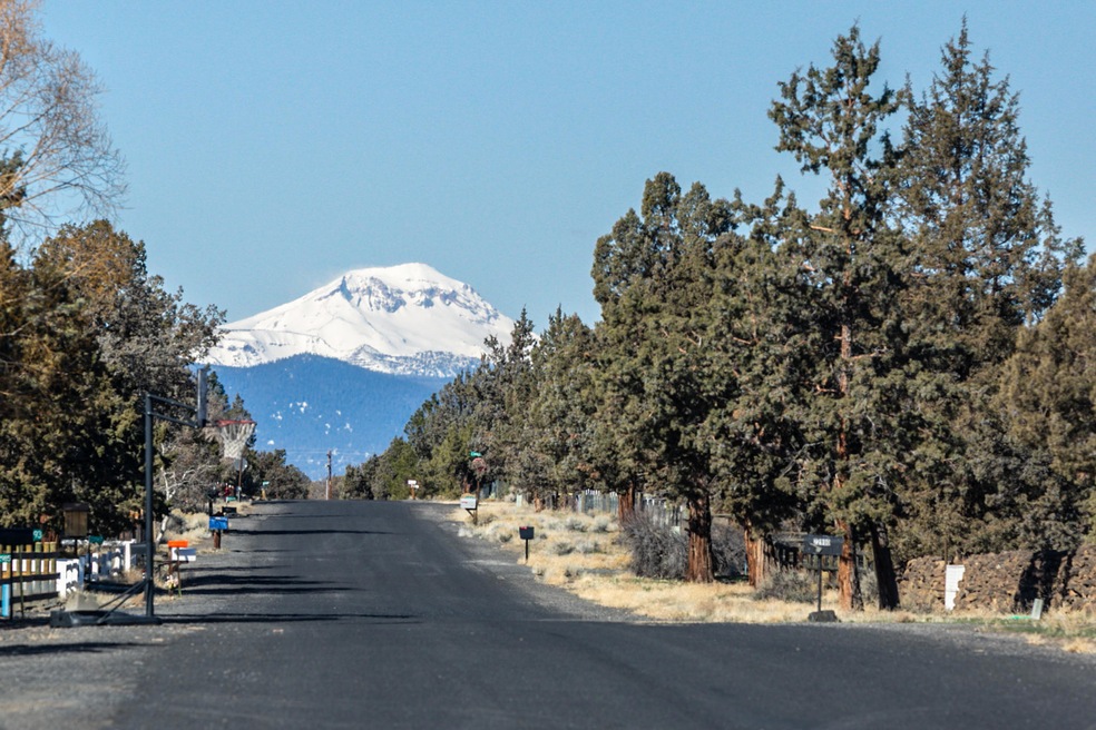 23012 Oxbow Ln, Bend, OR 97701 - photo 1