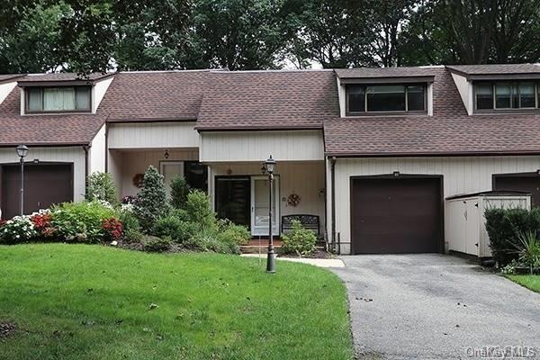 35 Cedar Ln N, Glen Head, NY 11545 - photo 1