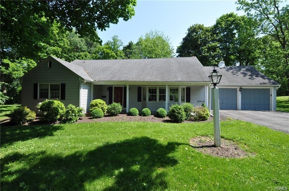 13 Glen Ln, Newburgh, NY 12550 - photo 1