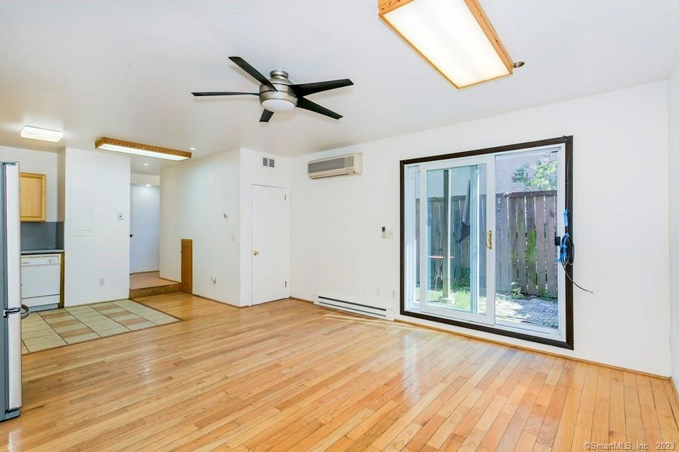 13 Hughes Place unit 15, New Haven, CT 06511 - photo 1