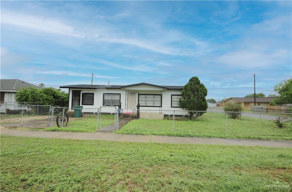 722 N Fir St, Pharr, TX 78577 - photo 1
