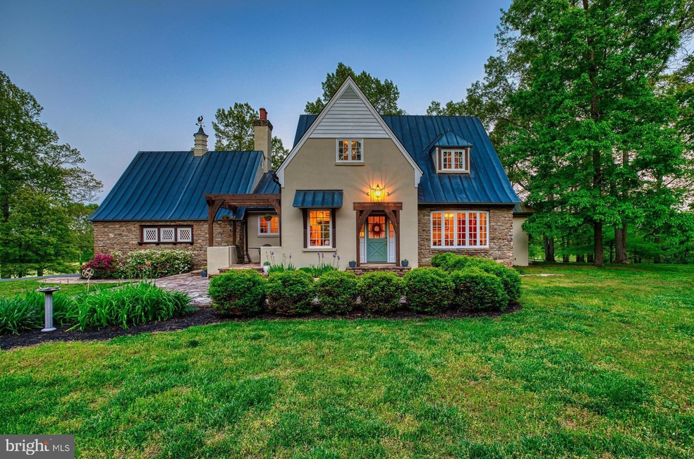 8326 Oxford Way, Warrenton, VA 20186 - photo 1