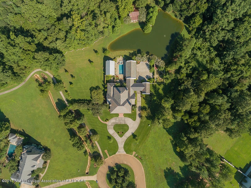 4562 Spring Place-SMALL-1