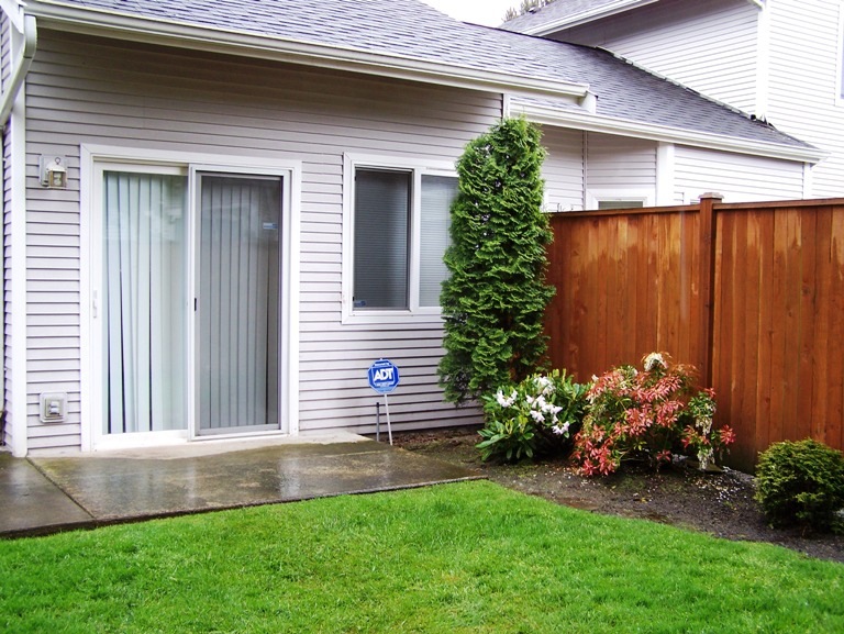217 112th St SW unit G103, Everett, WA 98204 - photo 1