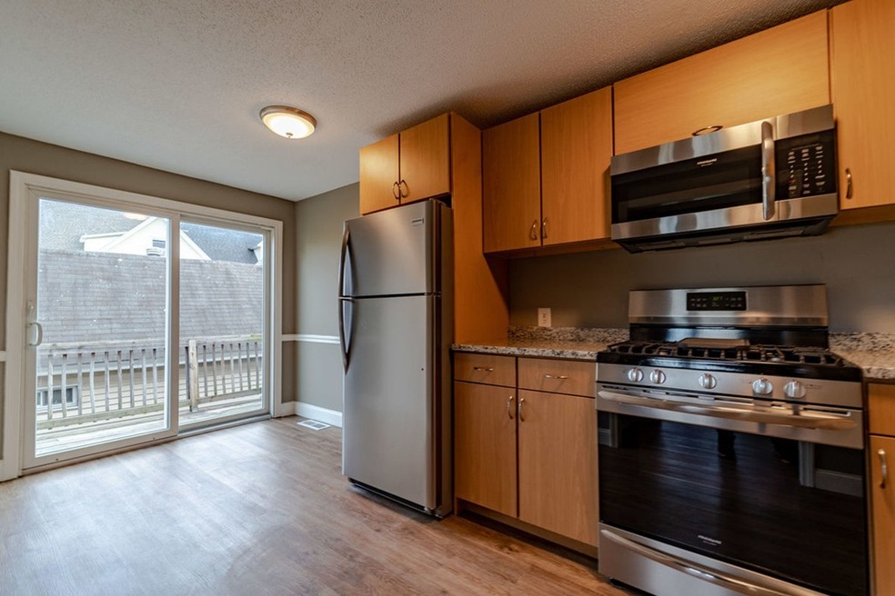 54 Gates St unit 5, Lowell, MA 01851 - photo 1