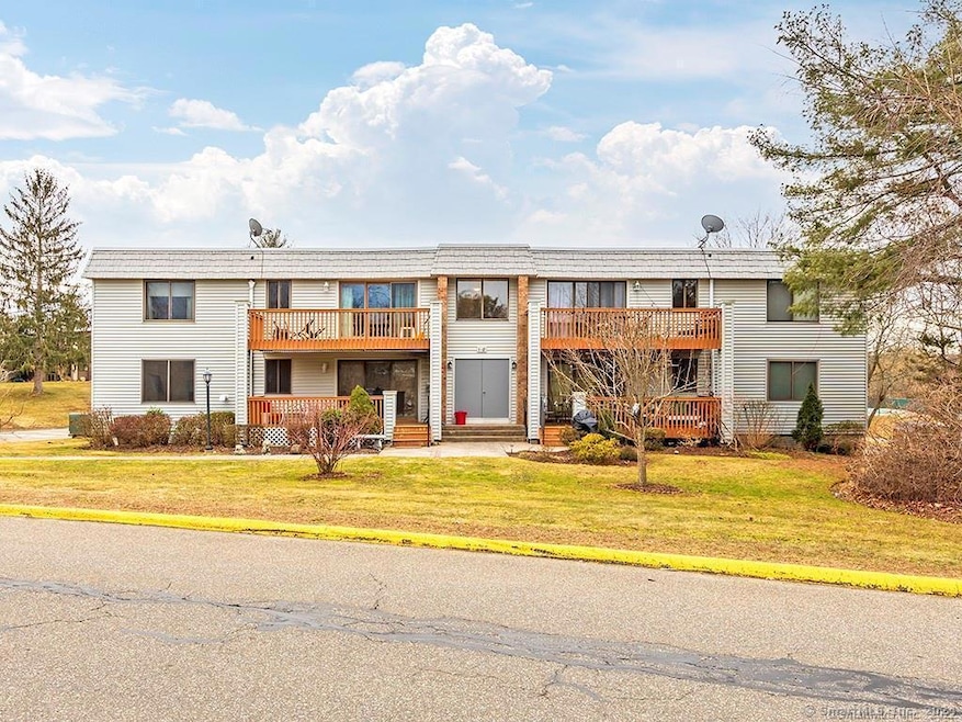 1 Birch Ct, Cromwell, CT 06416 - photo 1