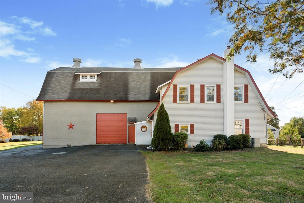 15019 Worthington Rd unit B, Philadelphia, PA 19116 - photo 1