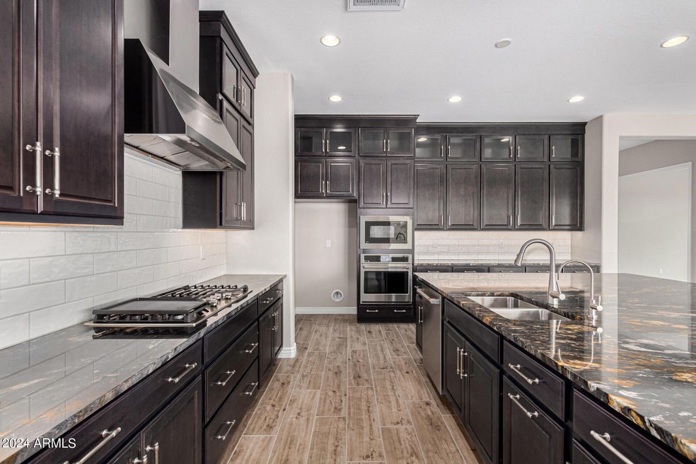 1510 W Cherrywood Dr, Queen Creek, AZ 85140 - photo 1