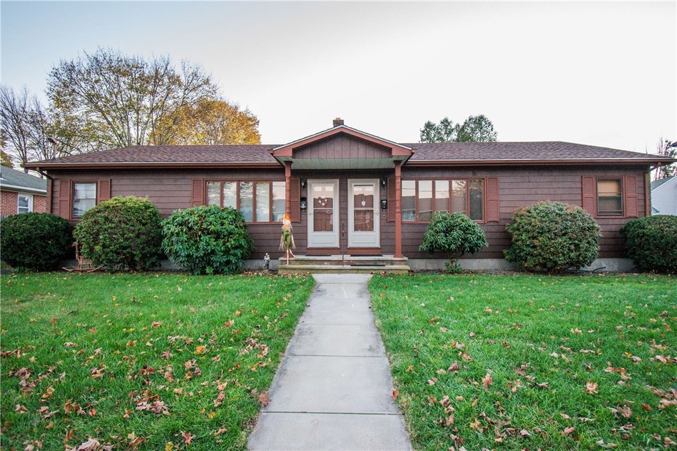 62 Batcheller Ave, Cranston, RI 02920 - photo 1