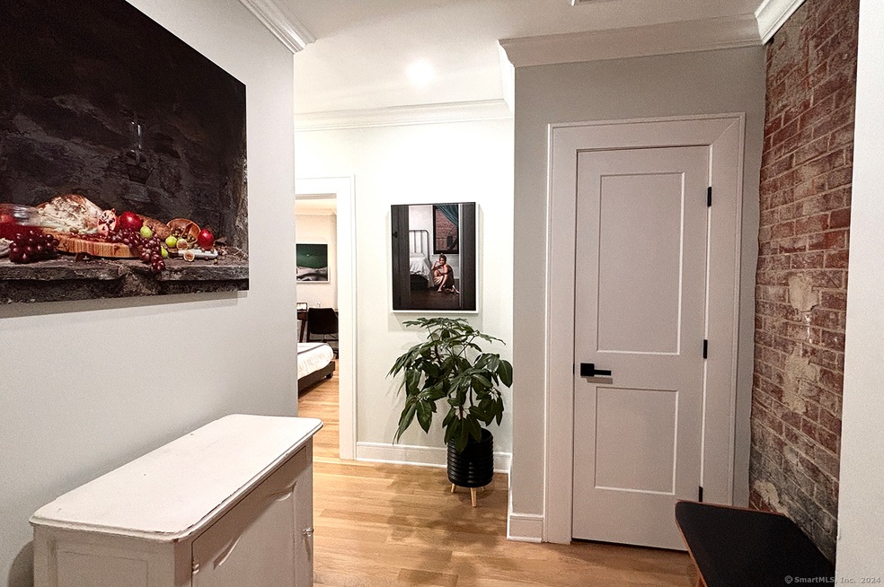 1410 Post Rd, Fairfield, CT 06824 - photo 1