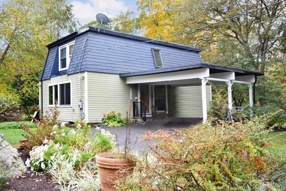 85 Cedar St, Rehoboth, MA 02769 - photo 1