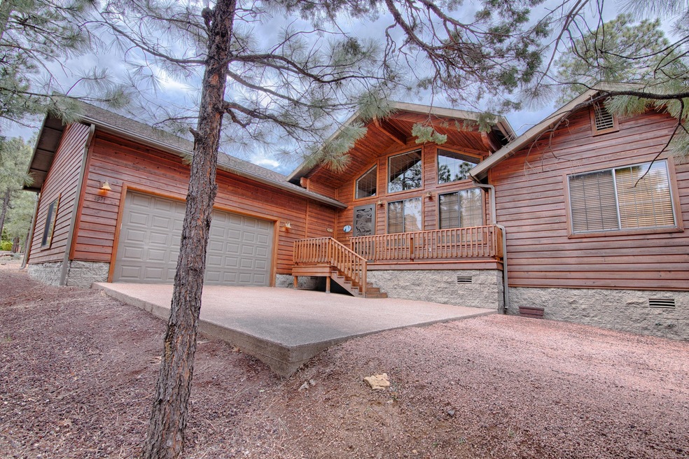 3971 Sugar Pine Loop