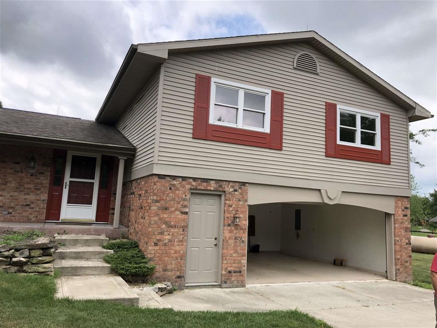 10127 Kress Rd, Roanoke, IN 46783 - photo 1