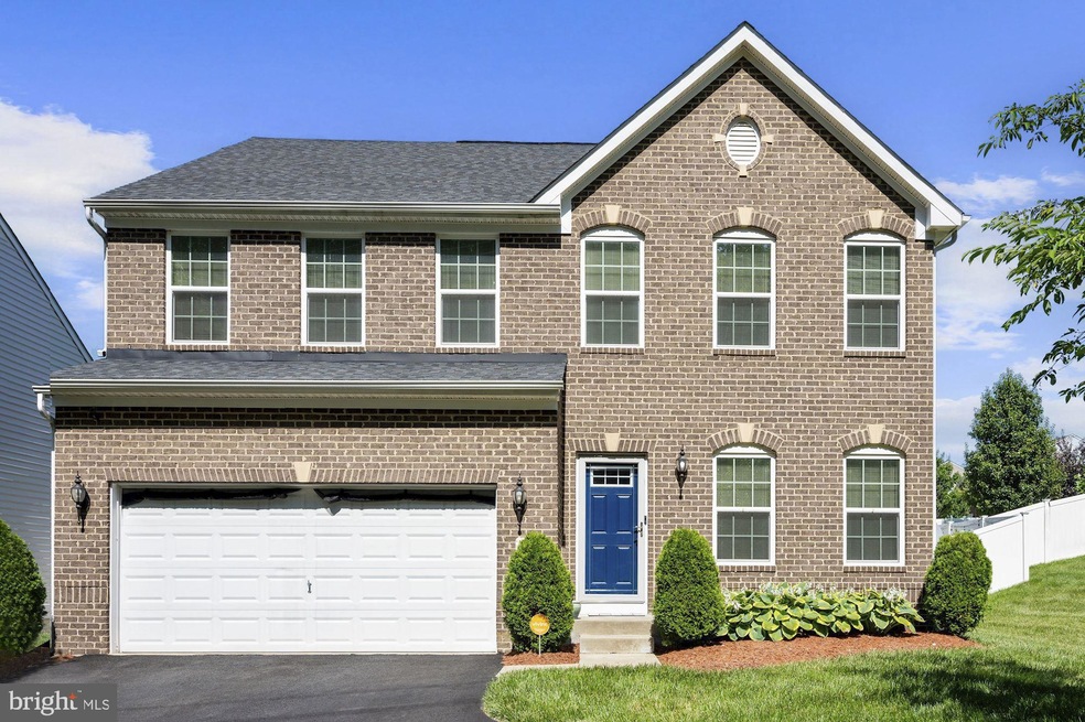 704 Rollins Ave, Capitol Heights, MD 20743 - photo 1