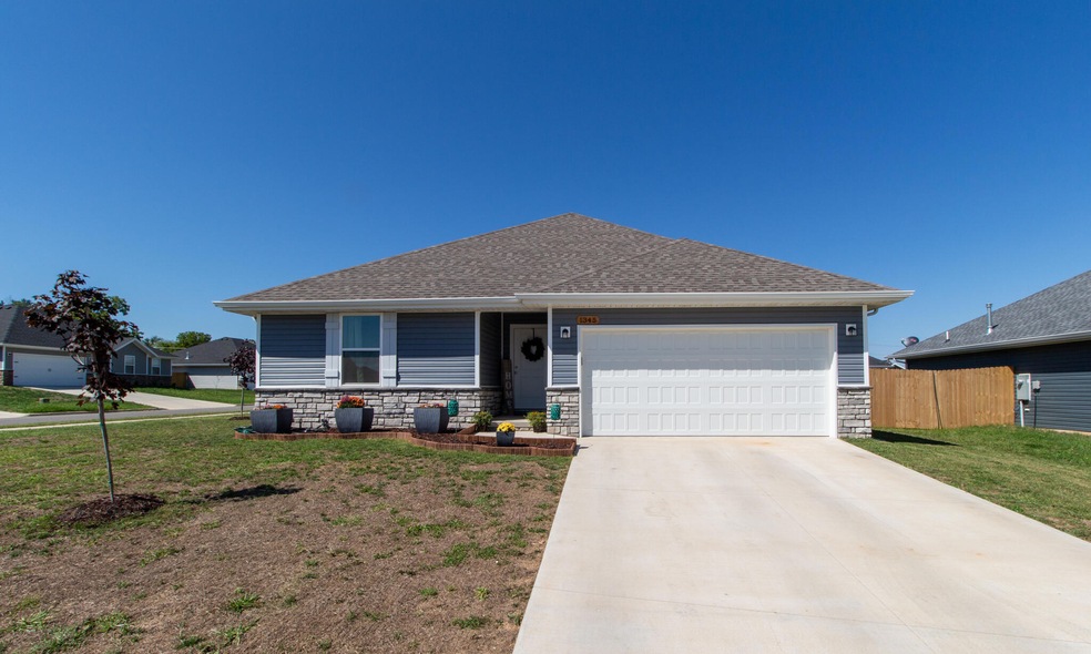 1345 Houston Ct, Republic, MO 65738 - photo 1