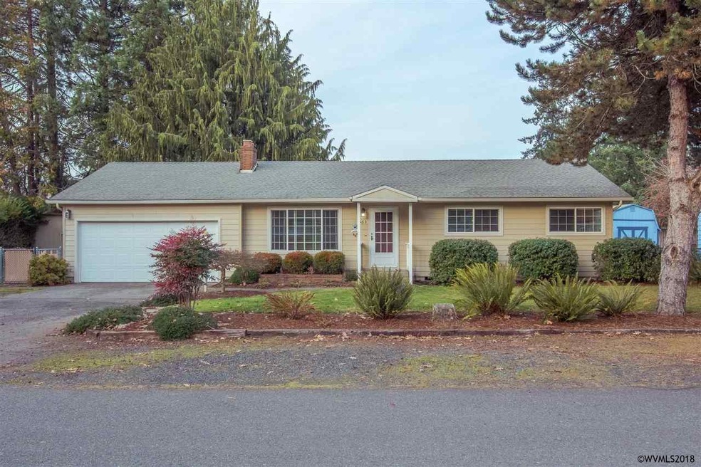 563 Elm St, Lyons, OR 97358 - photo 1