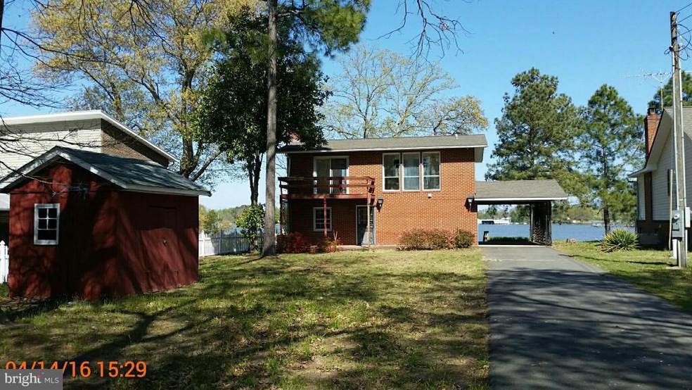 258 Sea Horse Dr, Colonial Beach, VA 22443 - photo 1